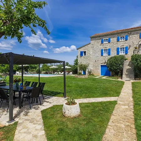 Graziela - Prc604 Tatil Evi