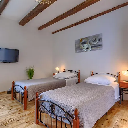 Graziela - Prc604 By Interhome * Sveti Lovrec Pazenaticki